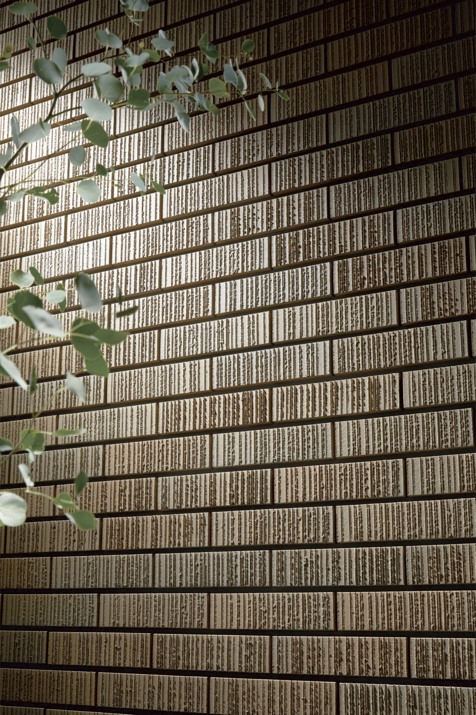 Hirone Sawarabi | exteriors tiles architectural-ceramics cladding