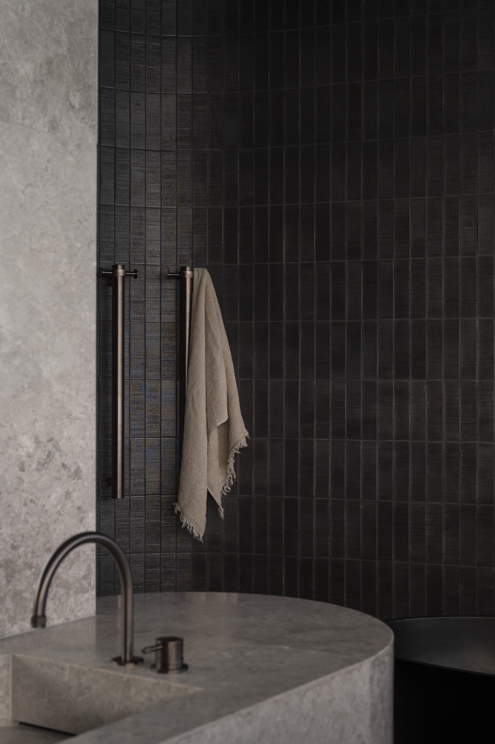 Hikkaki | tiles architectural-ceramics japanese-ceramics