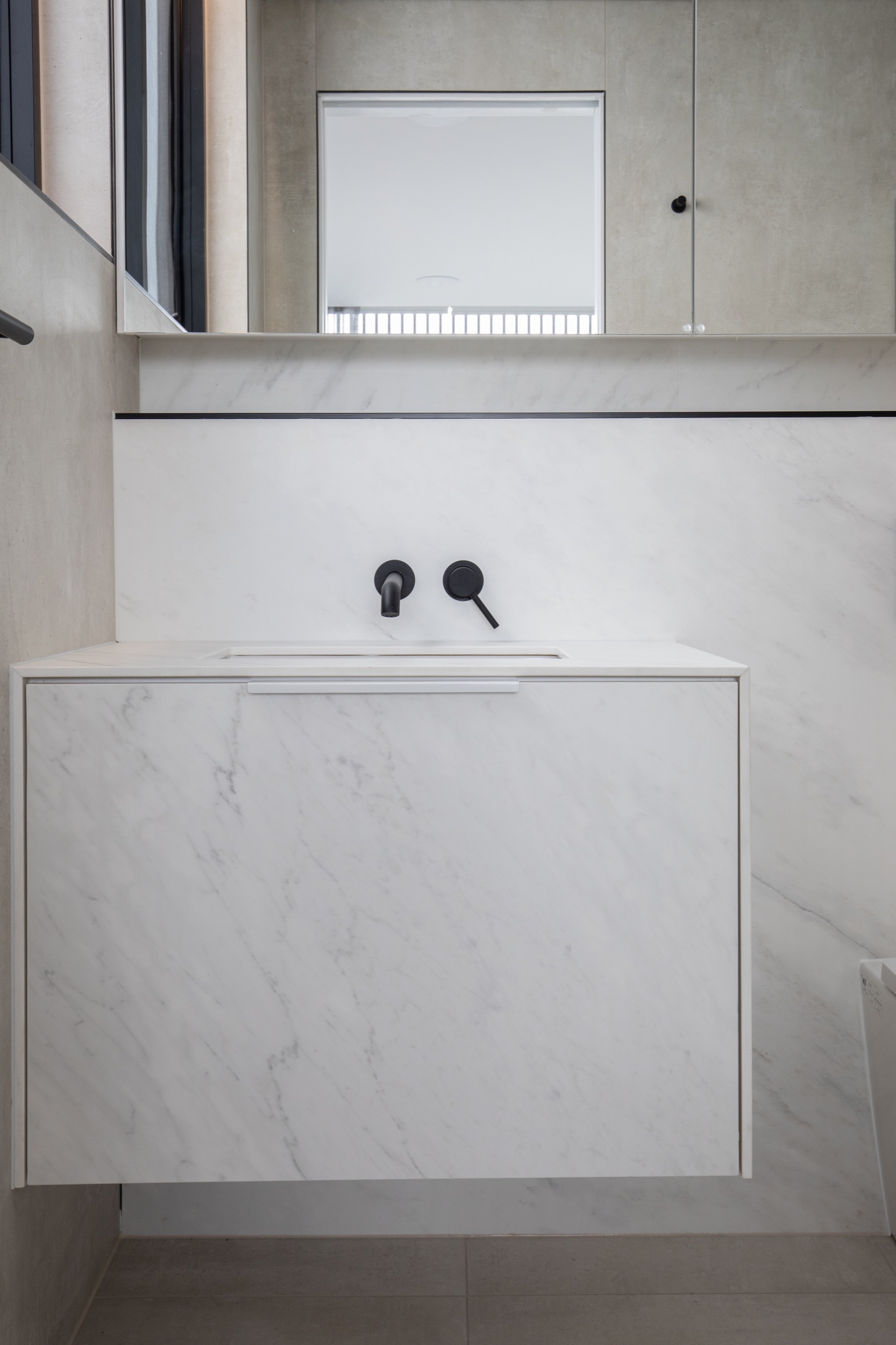 Memory Progressive Tap Unit with Handheld shower for Bath or Shower