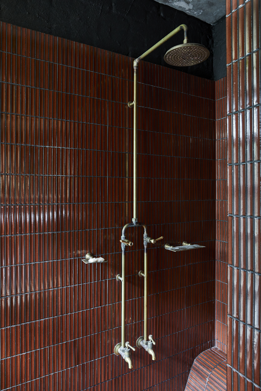 Memory Progressive Tap Unit with Handheld shower for Bath or Shower