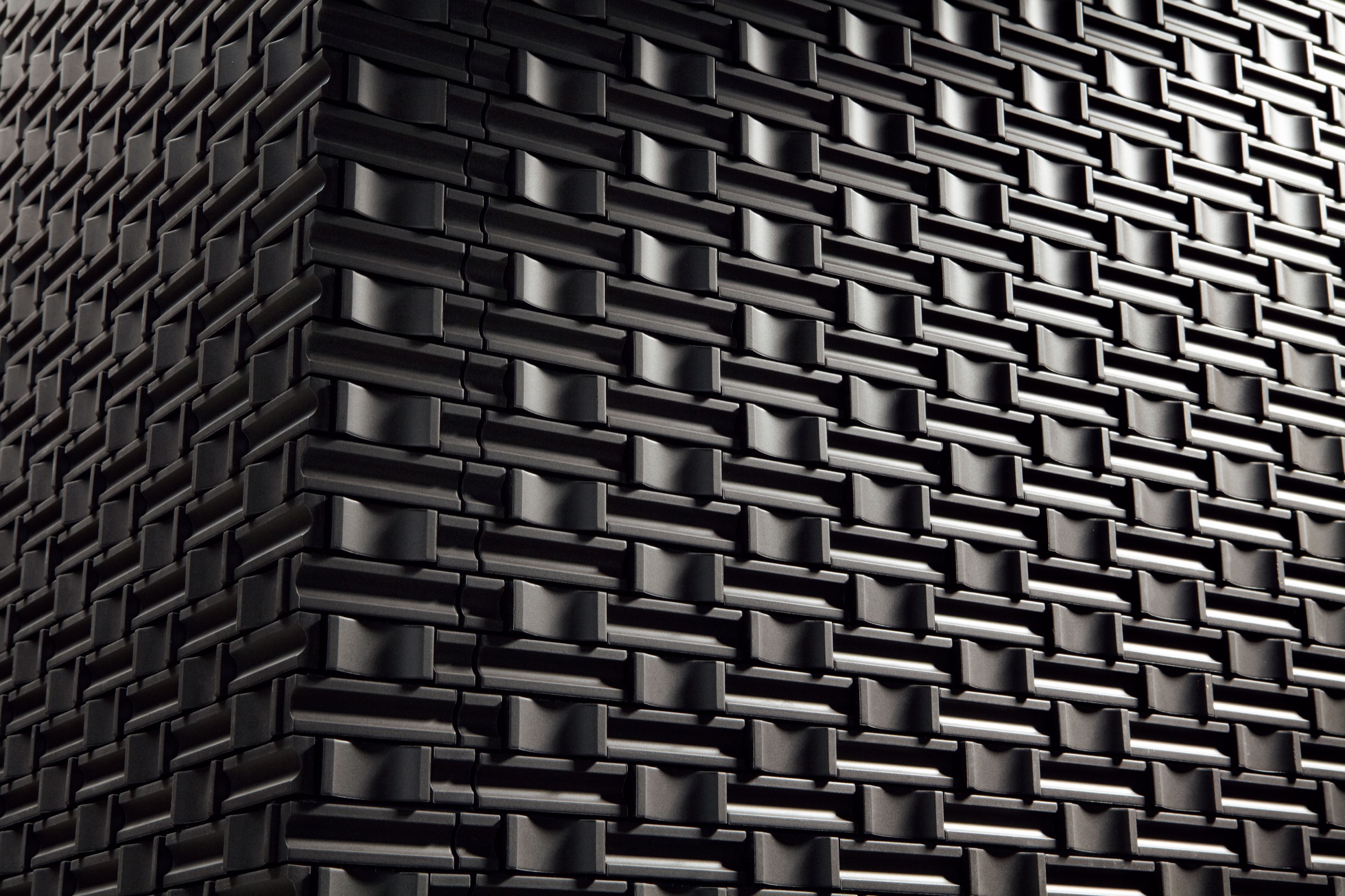 日本建築のレトリック: 組物を見る Inax album21　　M Crochet | exteriors tiles architectural-ceramics cladding japanese