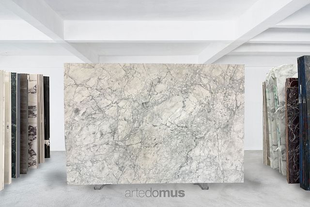 White Fantasy Honed 20mm Slab_10G.JPG