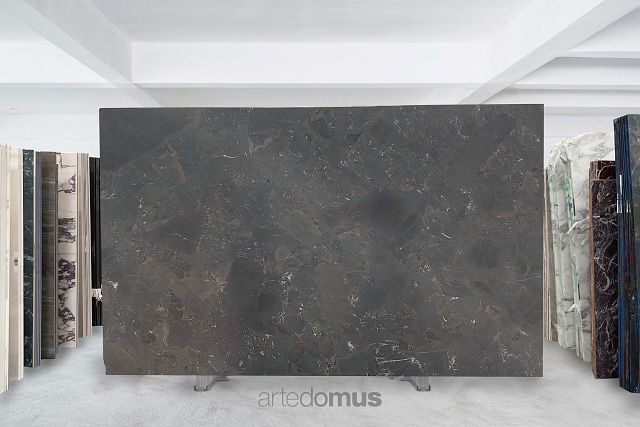 Magnesia Block 473 12mm Brushed.jpg