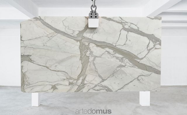 Calacatta Betogli 337 Melb.jpg