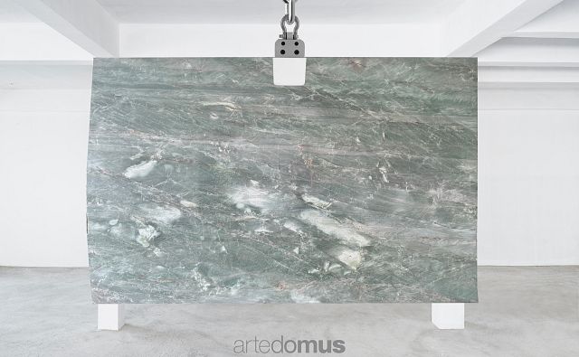 Smeraldo Polished 276Q Sydney.jpg