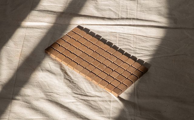 20x20mm Tobacco Angle Shadow.jpg