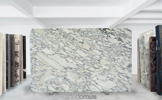 Corchia 20mm Honed Block 943.jpg