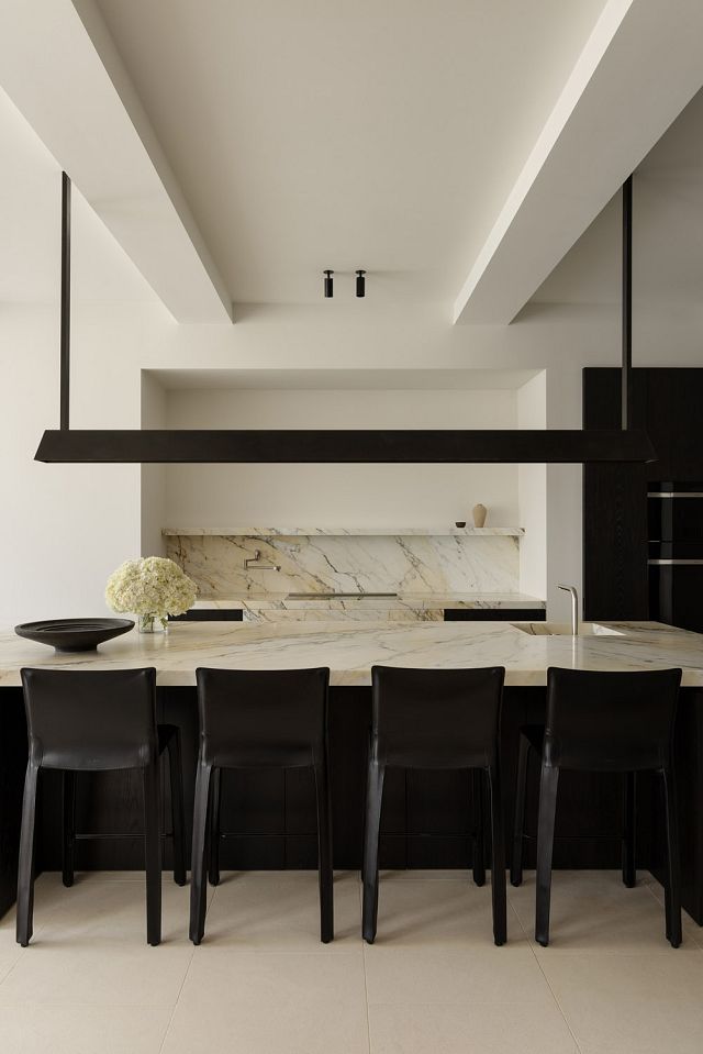 Paul Conrad Architects, Conrad Residence featuring Artedomus Crema Lyra limestone, Artedomus Paonazzo marble