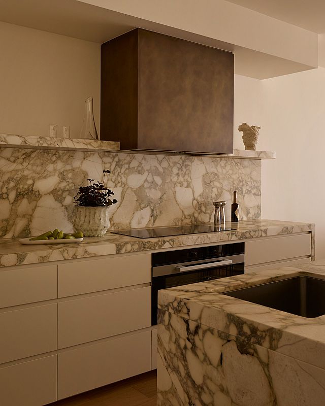 Leonica marble kitchen island, benchtops and splashback at Beaconsfield Parade by Lisa Buxton. Photography by Lillie Thompson .jpg
