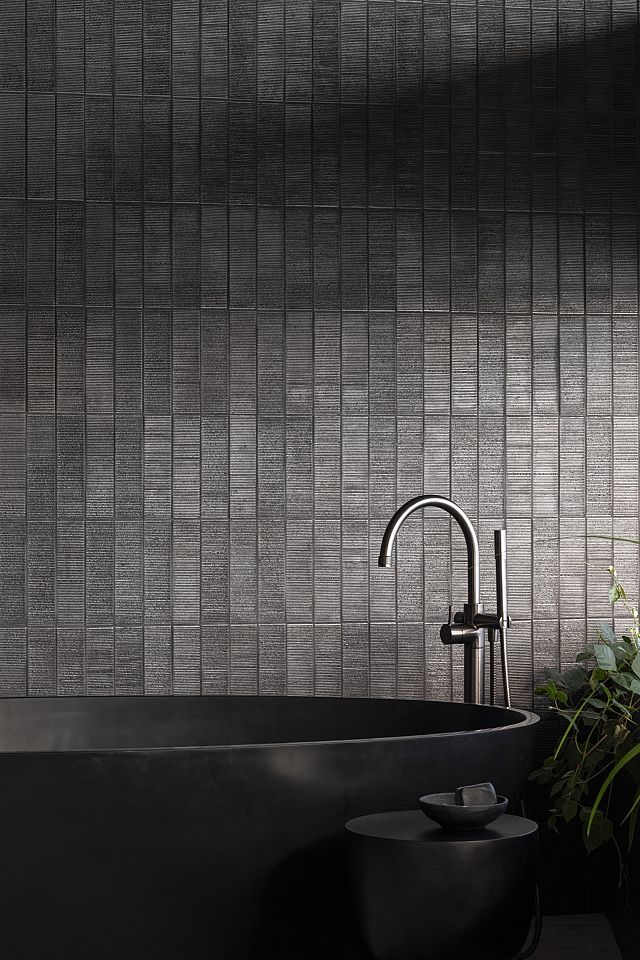Inax Omi Hikkaki Black 227x 60x15mm OM4862-36