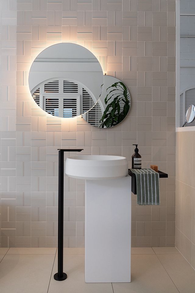 Eclissi mirror, Lariana basin and Segments - Brisbane Showroom