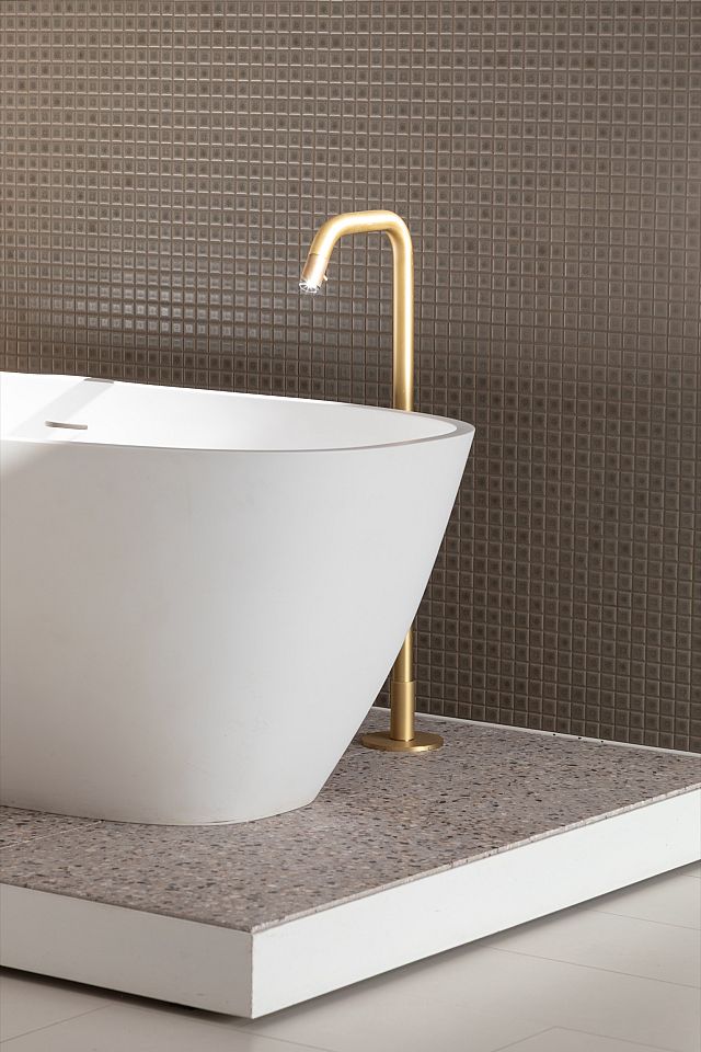 Yosumi, Memory Tap and Normal Bath - Brisbane Showroom