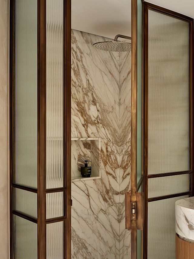 Calacatta Vagli Platinum Extra at Residence B by Studio Albus. Photography by Ryan Linnegar 075_3000px.jpg
