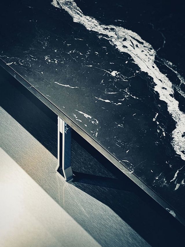 Agape Schwob Coffee Table in marble designed y Angelo Mangiarotti and Bruno Morassutti