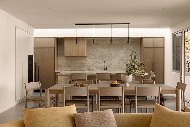 Sareva quartzite kitchen benchtops and splashback at Autumn House. Building Design by Alex Urena Design Studio. Interior design by Hemma Interiors. Build by Lime Building Group. Joinery by Steve’s Joinery. Photography by Nat Spada.jpg