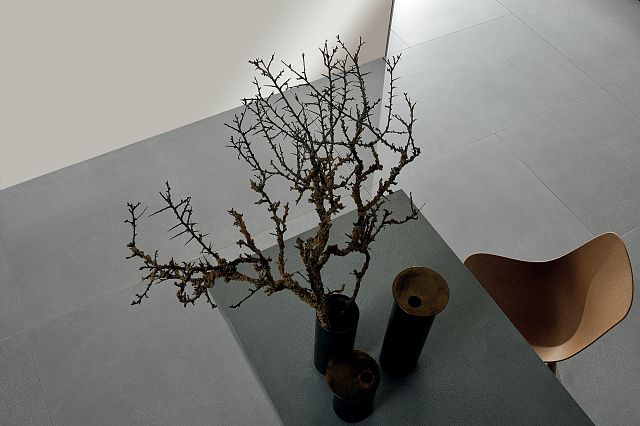 Seeds Dust is a greige porcelain floor tile by Decoratori Bassanesi