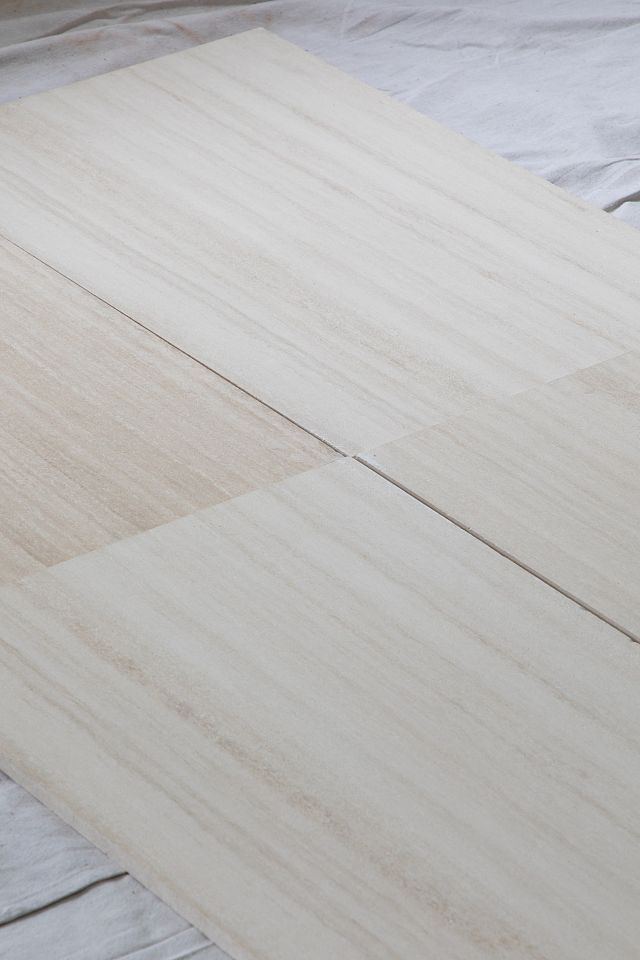Avorio Angle.jpg