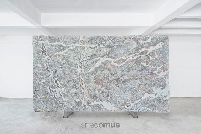 Vigo Lena 20mm Honed Block 404 - Slab J~.jpg
