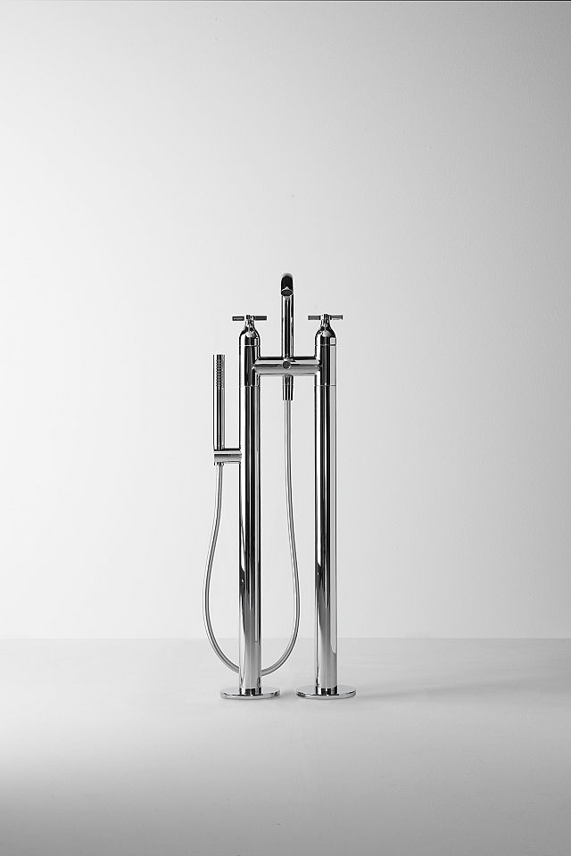 Memory Floor Standing Bath Spout Mixer with Hand-held Shower in Chrome.jpg