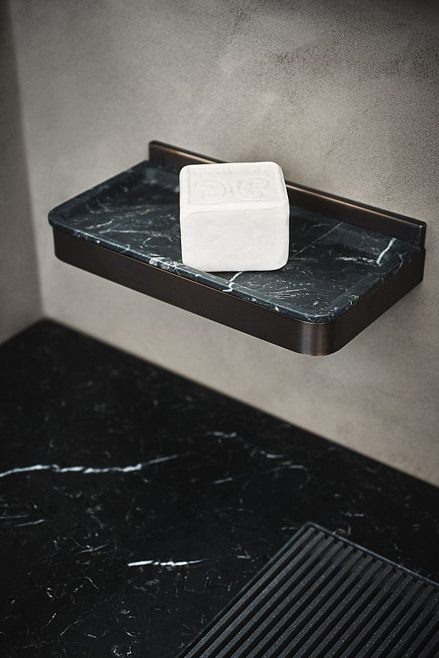 Memory Soap Holder in Brushed Burnished Brass and Nero Marquina Marble