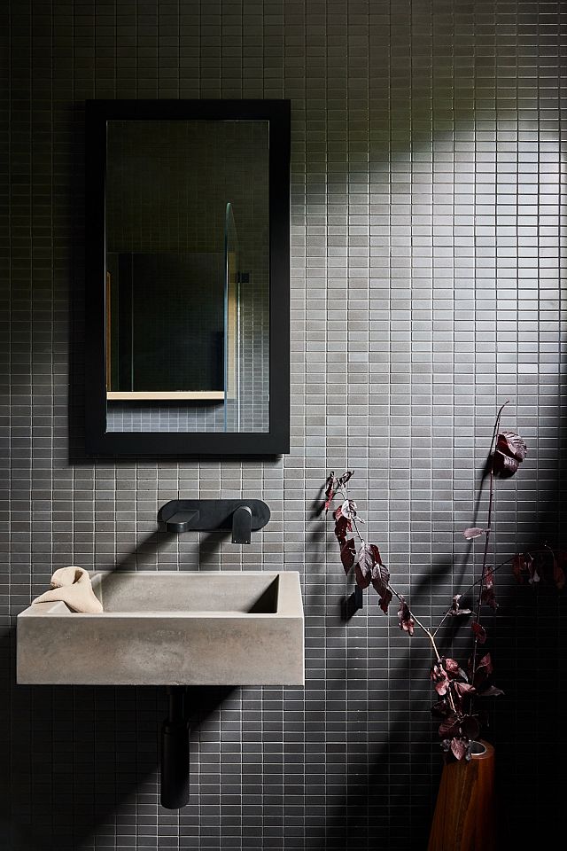 2x1 Inch MDK34 Glaze (Grid Join) at Woollahra Residence by Kintore Design