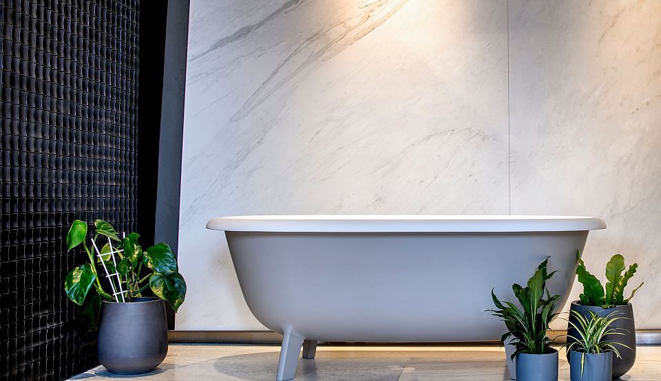 Maximum Michelangelo porcelain panels with Ottocento bath.jpg