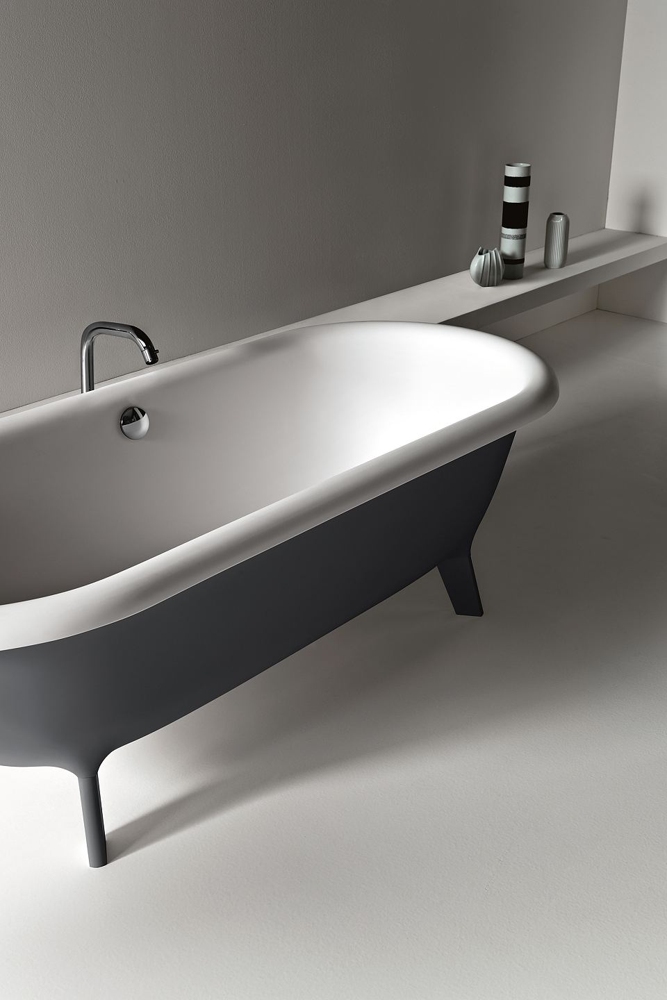 Memory Floor Standing Bath Spout in Chrome.jpg