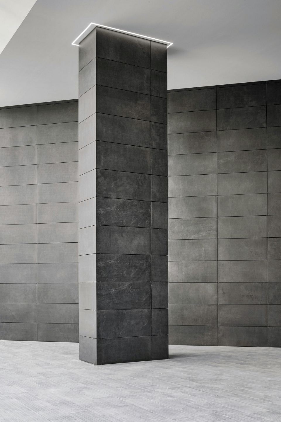 Floor and Walls in Core Shade Active in colours Cloudy and Sharp. De Castillia 23 by Urban Up, Gruppo Unipol, Milan.jpg