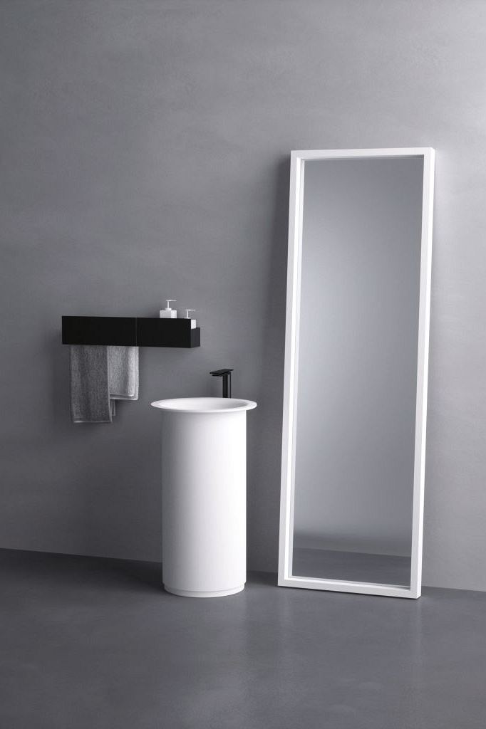 Agape In-Out Pedestal Basin