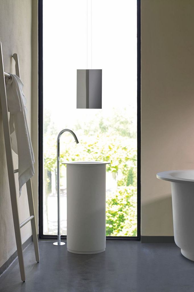 Agape In-Out Pedestal Basin