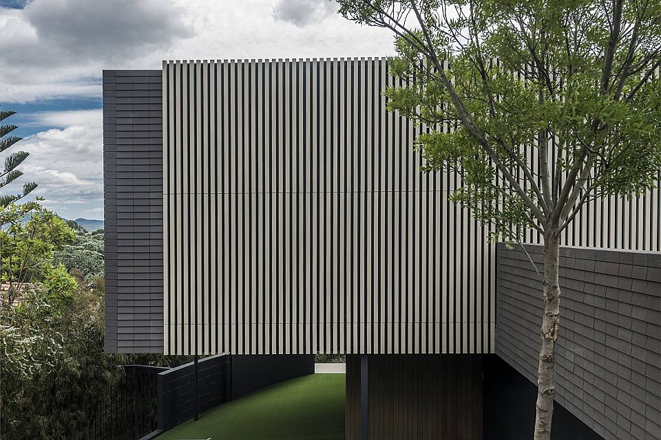 INAX cladding. Fuglsang Developments. Design by Mac Young. Photography by Willem Rethmeier.